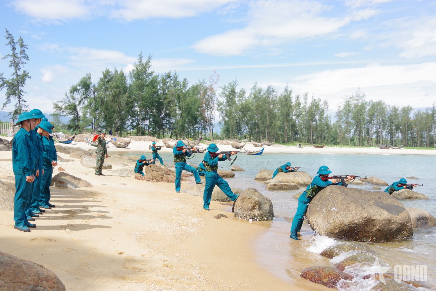 Dân quân tự vệ - Điểm tựa vững chắc của người dân xứ Huế